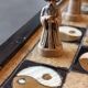 Jeu d échecs en bois et nacre