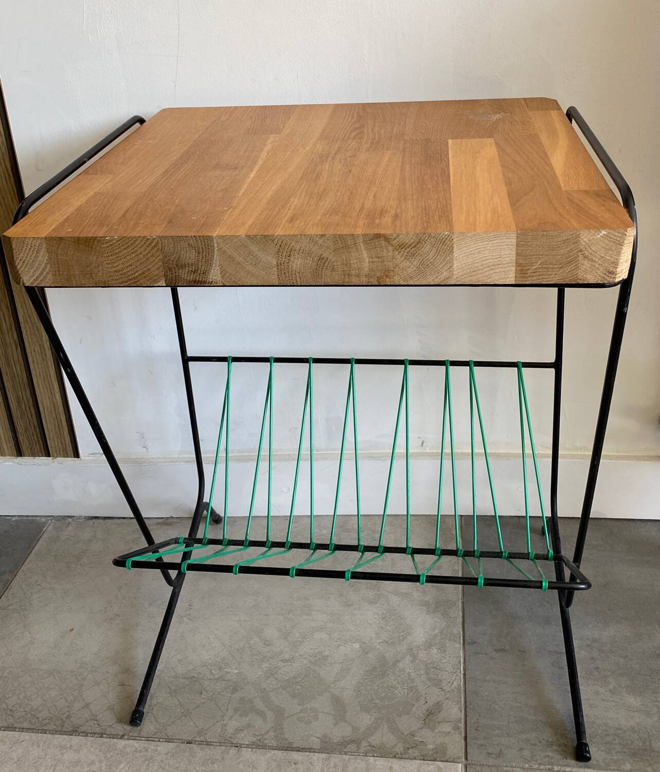 Scoubidou side table
