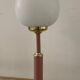 Lampe vintage en métal et opaline années 70