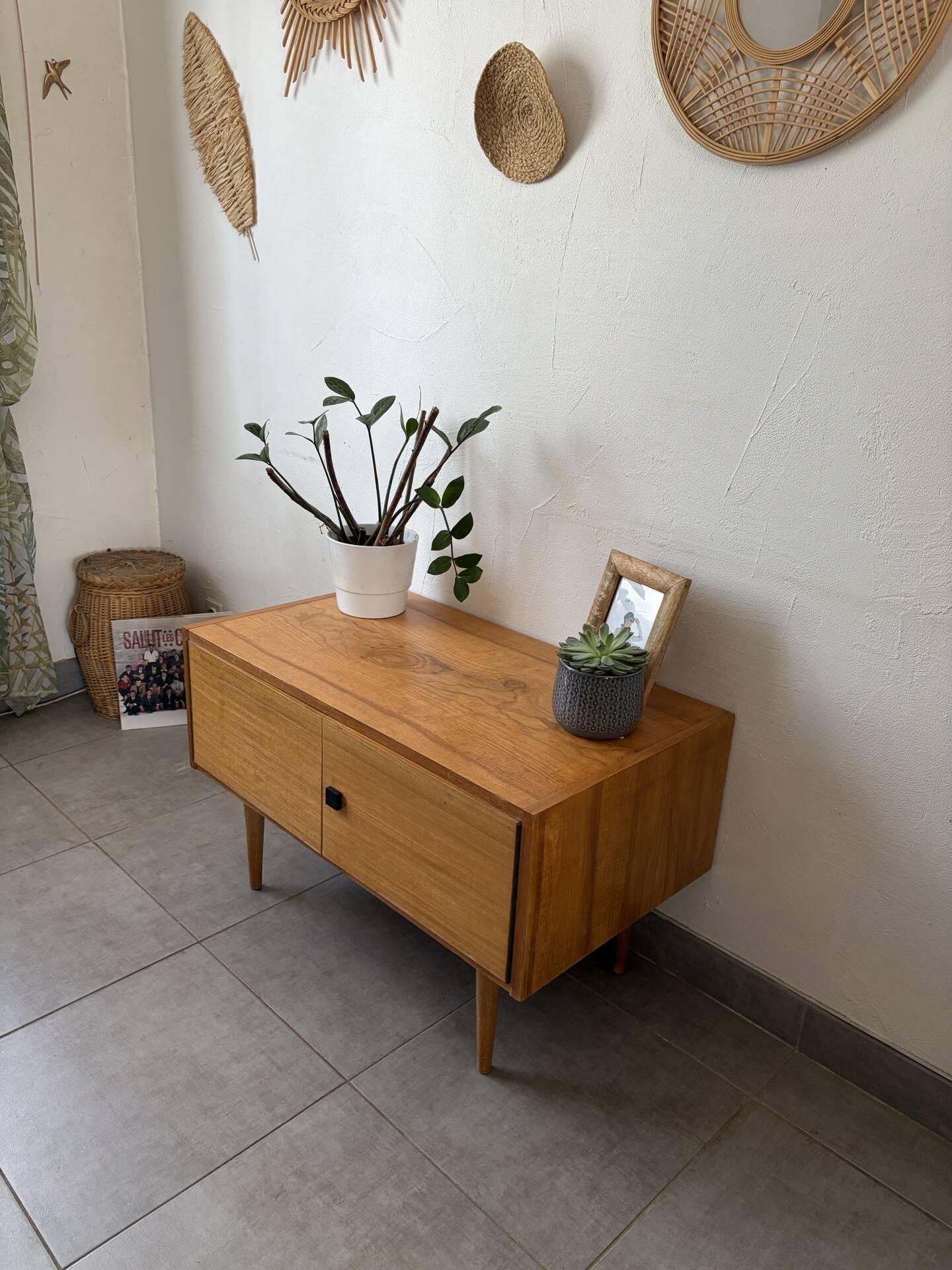Vintage TV unit / sideboard