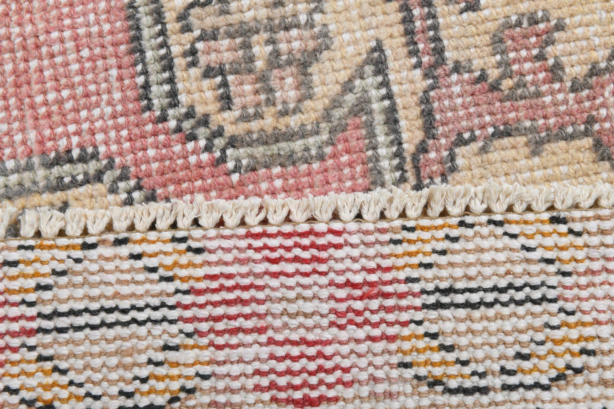 Soft Red & Beige Classic Vintage Area Rug, 127x215 Cm