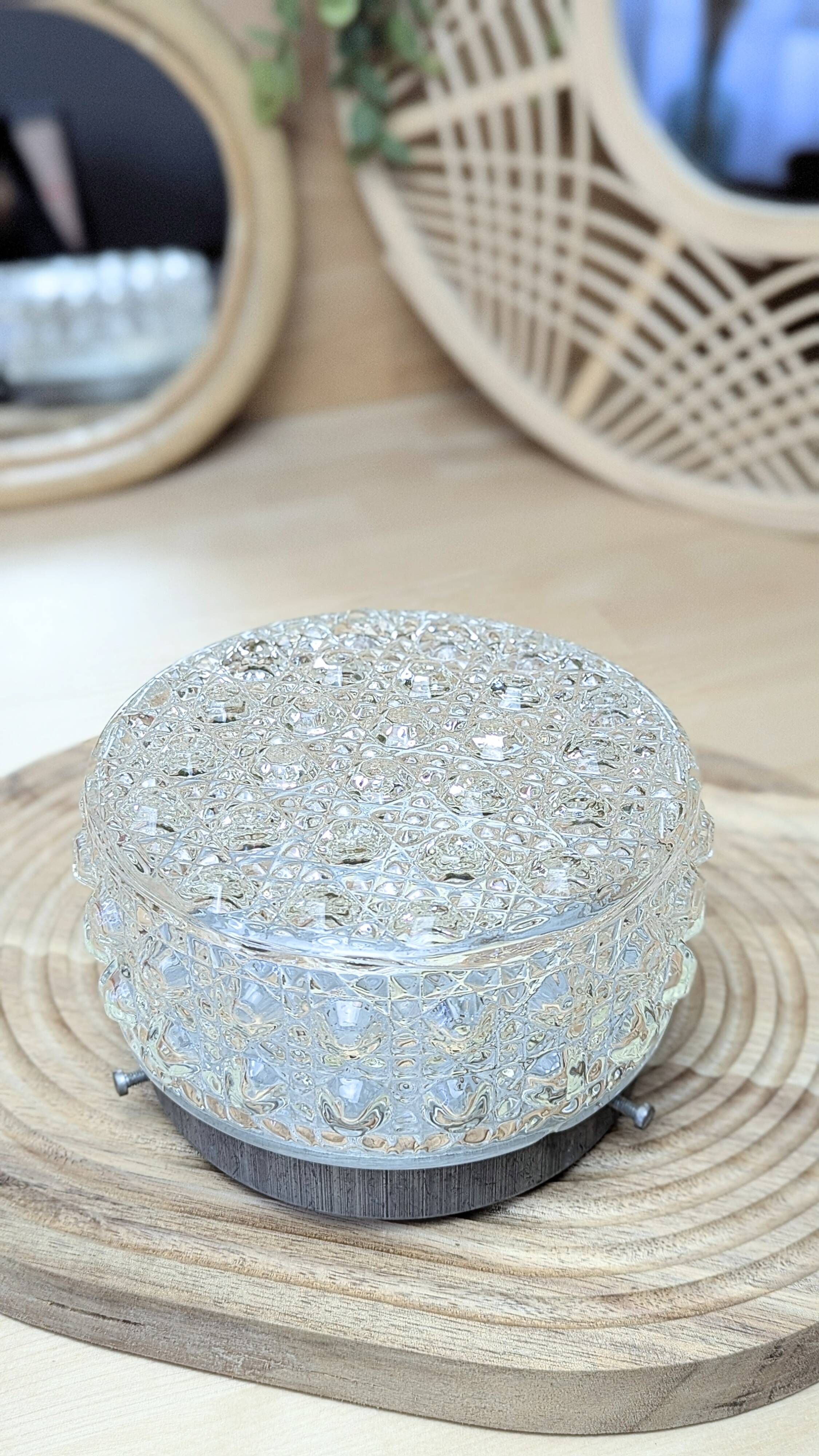 Round ceiling light (L-0271)