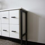 Vintage buffet in Tirois