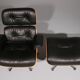 Ensemble de fauteuil et repose-pieds par Charles Eames, années 1960.