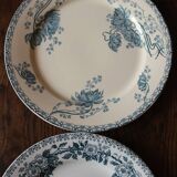 Set of 4 mismatched blue flat plates