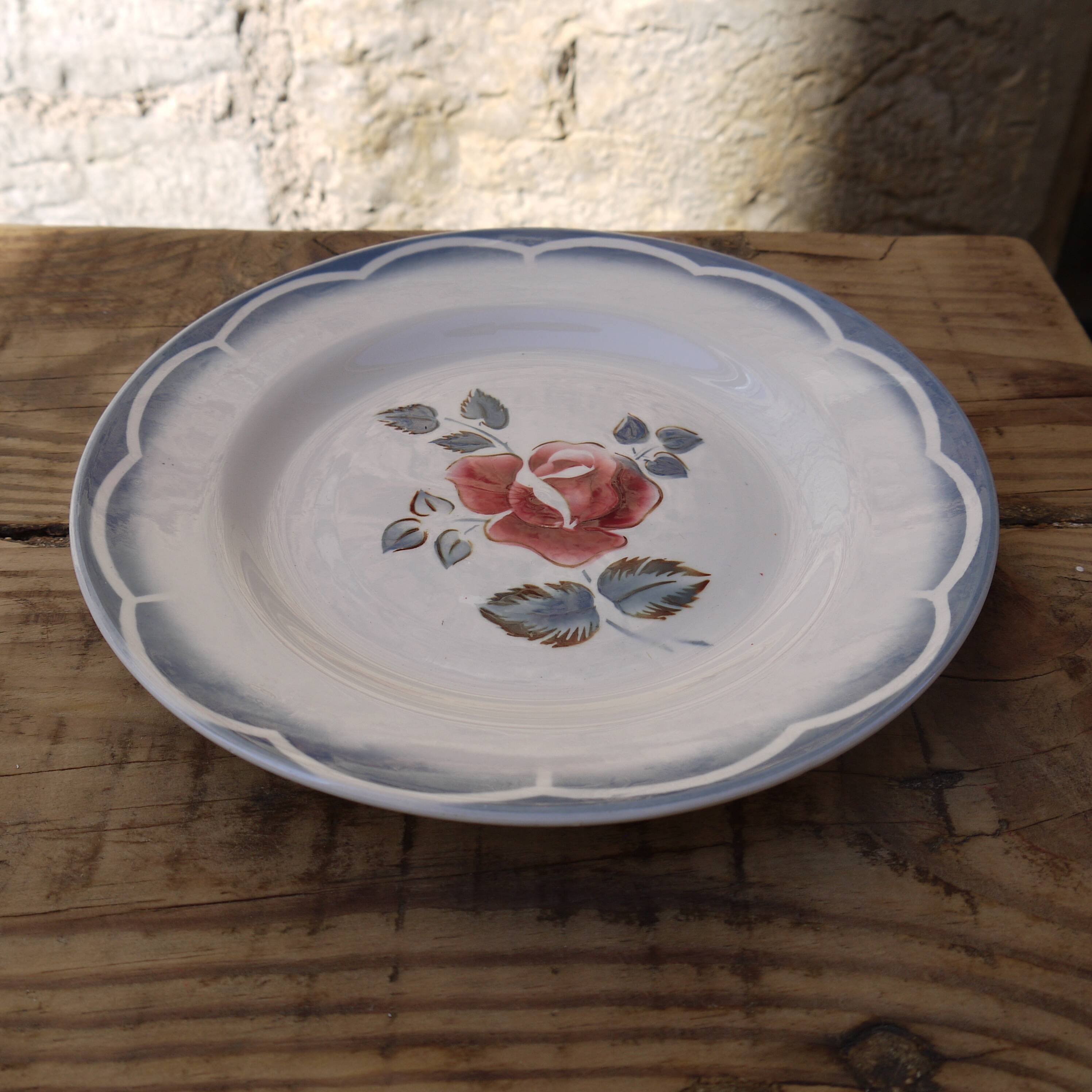 Six plates Digoin Magali