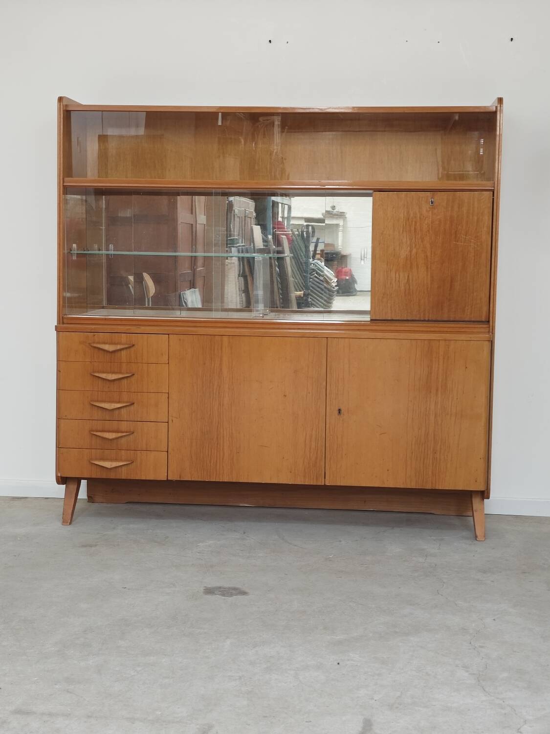 Vintage Czech display cabinet by Frantisek Jirak for Tatra 1960