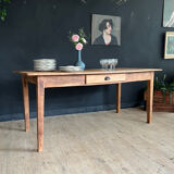 Farm table