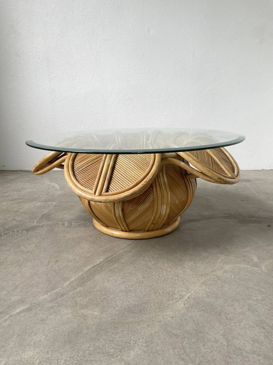 Vivai del sud “flower” rattan coffee table