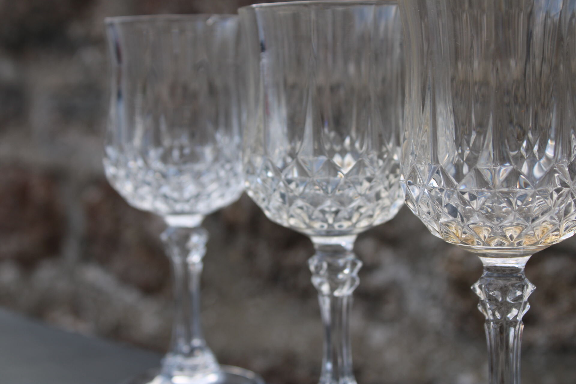 4 crystal flutes
