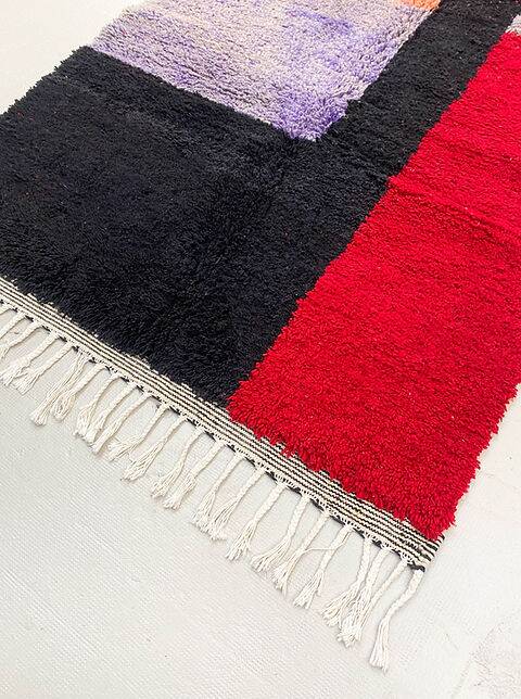 Traditional handmade azilal rug size 250 X 150 cm
