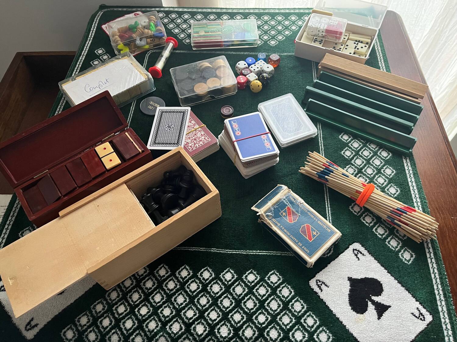 Board game table