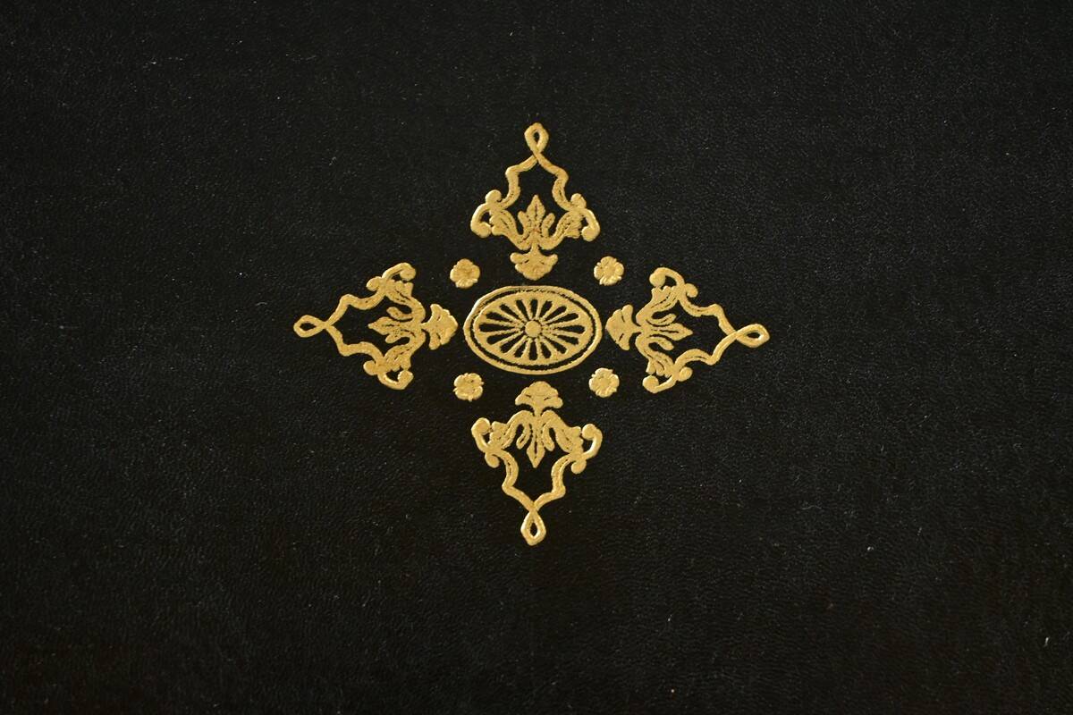 Rosewood Lady's Desk, Louis XV Style – Part 2 of the 19th Century