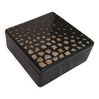 Black lacquered square box