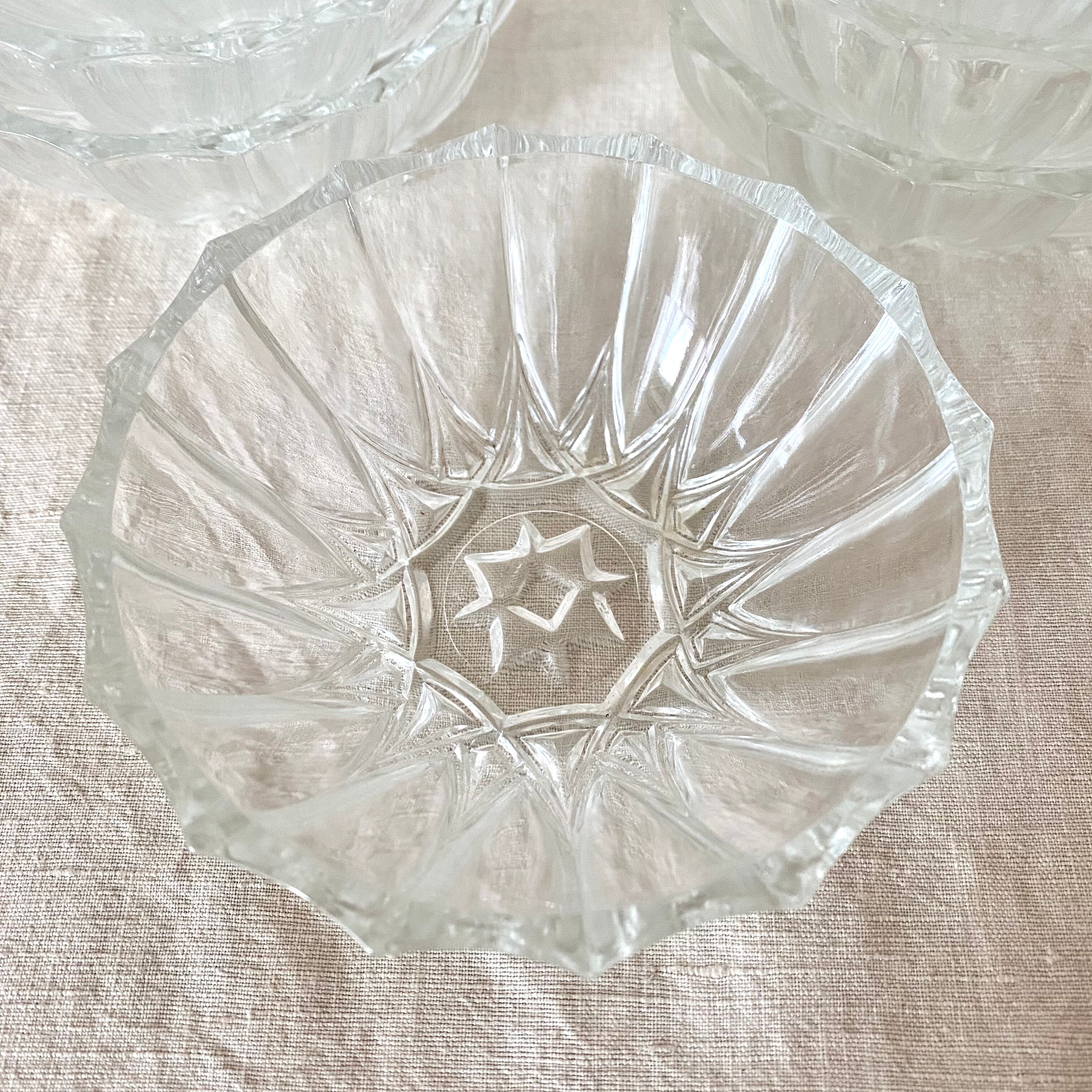 Vintage glass cups 17 pieces