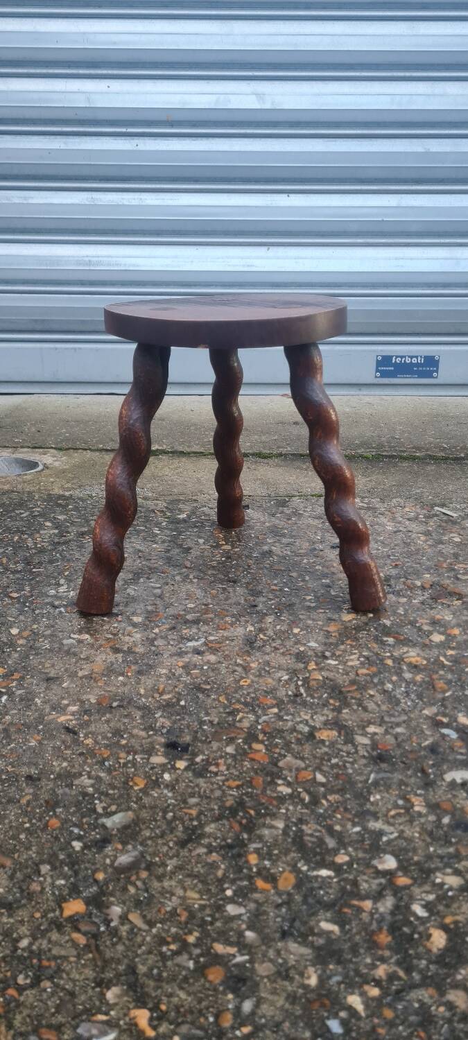 Tripod stool