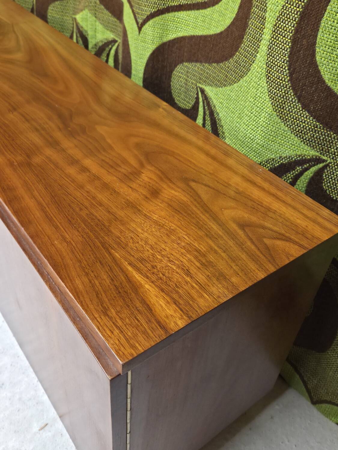 Vintage low enfilade 1970s