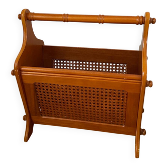 Wooden magazine rack