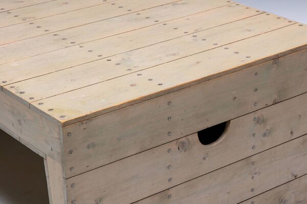 Table basse par Dom Hans van der Laan et Jan de Jong, Pays-Bas, années 1960