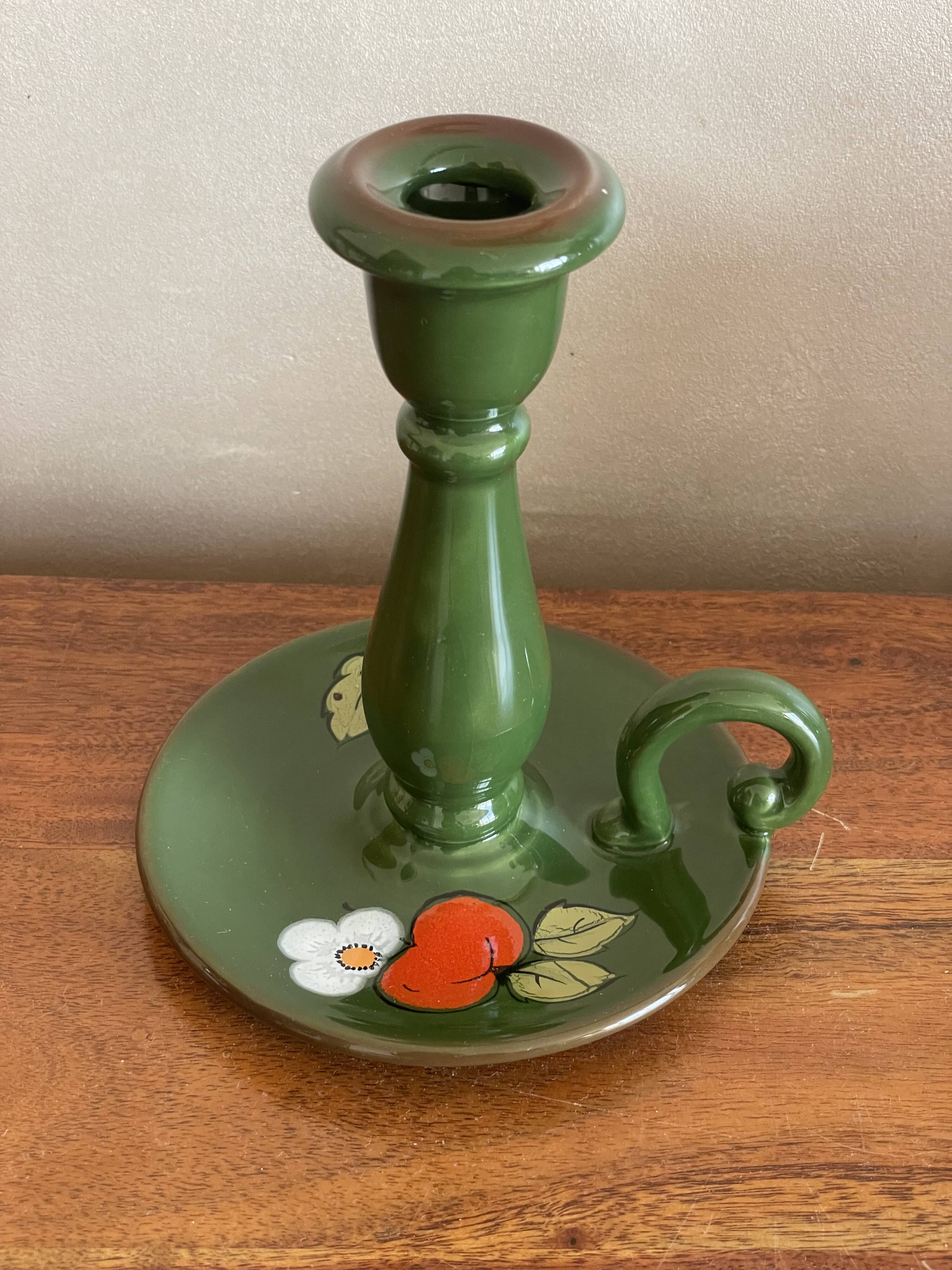 Hand candle holder