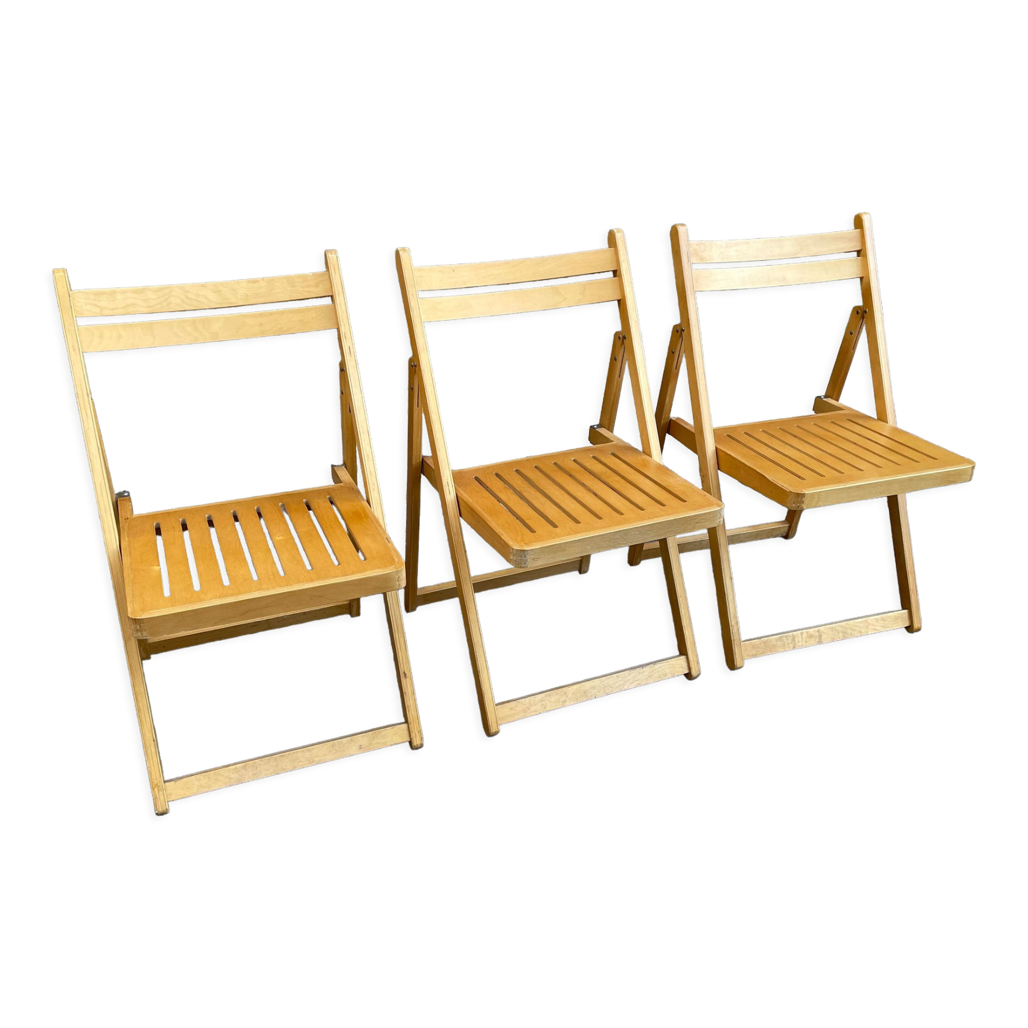 Lot 3 folding chairs vintage wood design