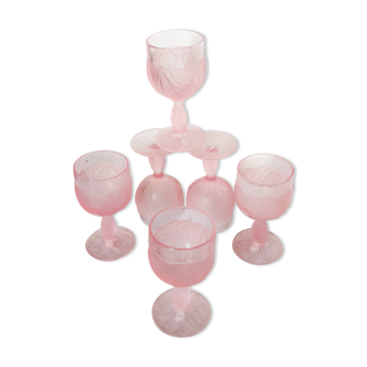 6 vintage wine glasses in frosted glass