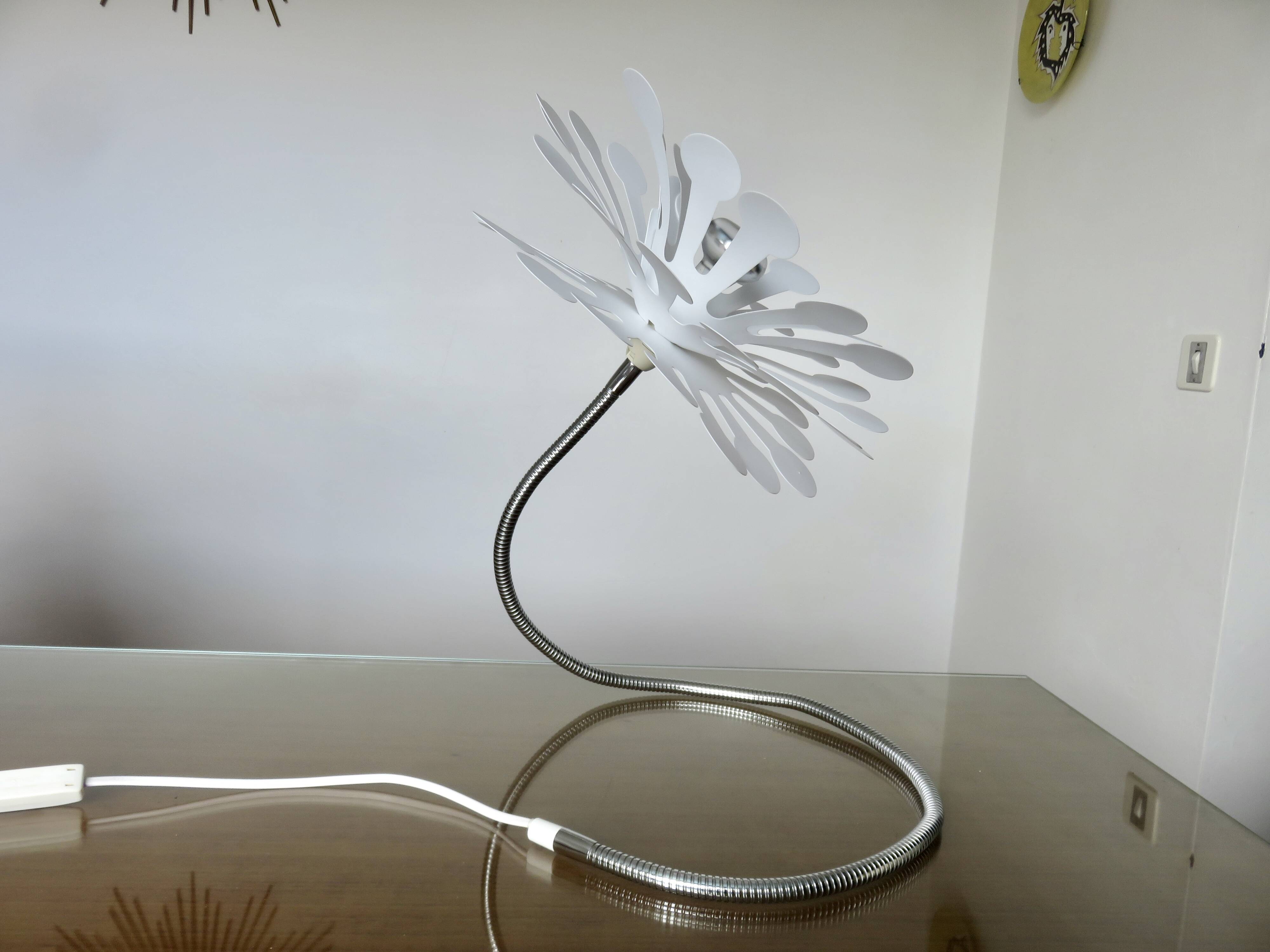 "flower" lamp space age, rockabilly, vintage, 80s-90s