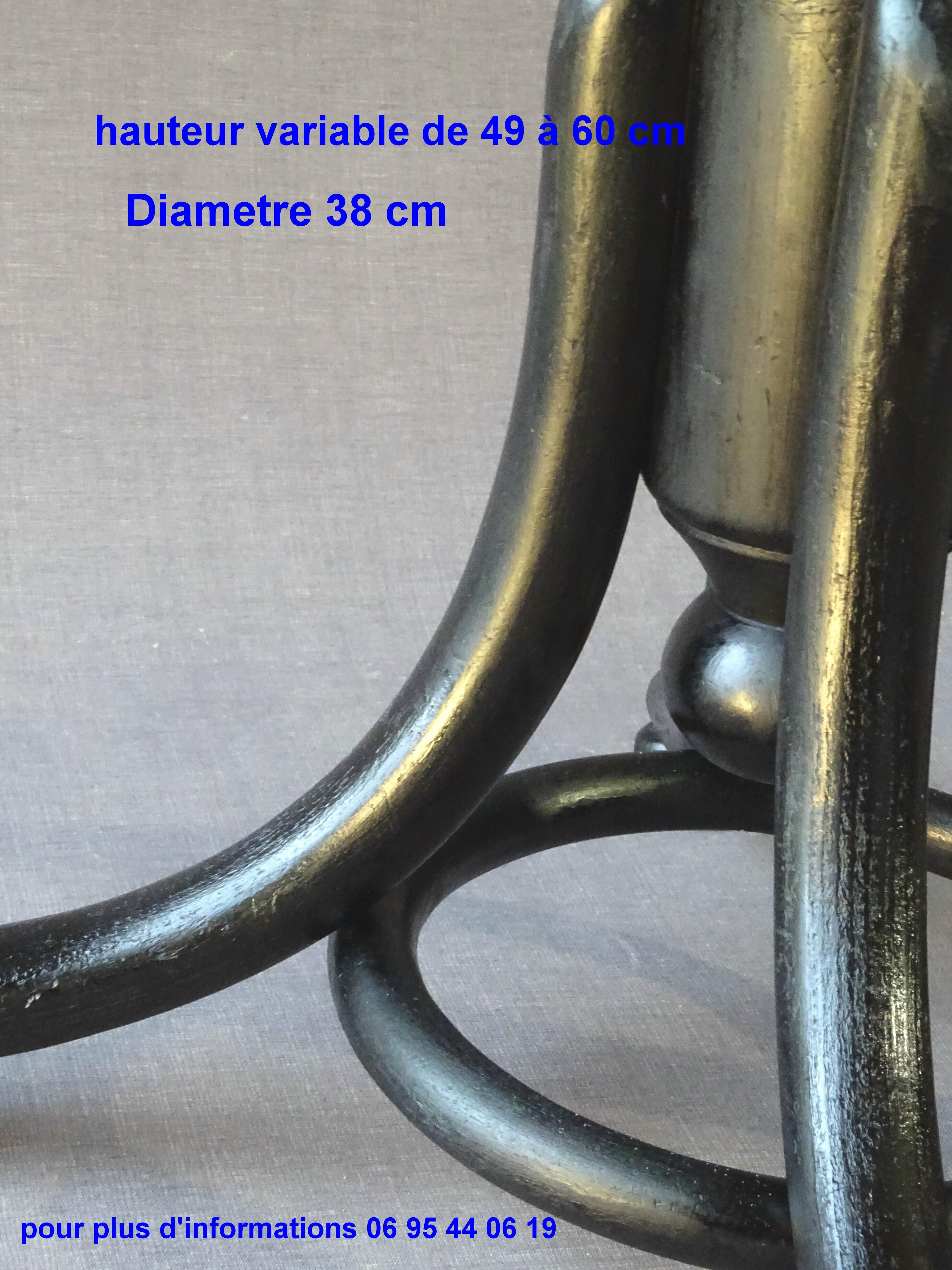 Thonet screw piano stool, 1900