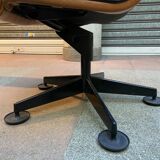 Conference armchair in fawn leather - 1980