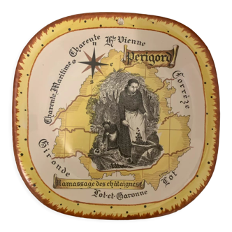 Assiette Périgord ramassage des châtaignes porcelaine de limoges limcolor