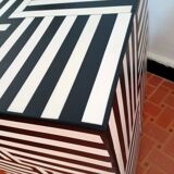Art deco side table.