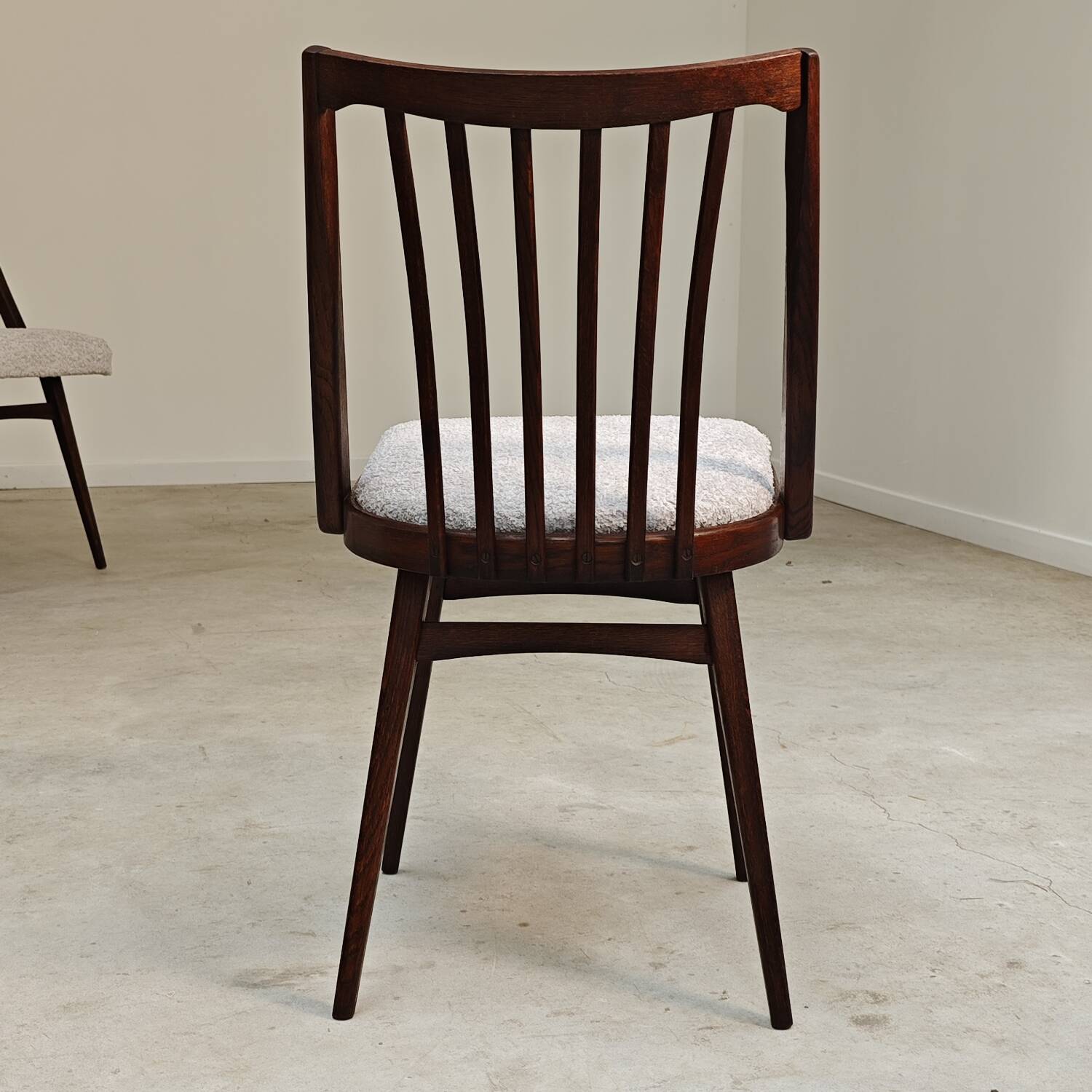 Set of 4 grey bouclette chairs by Antonin Suman