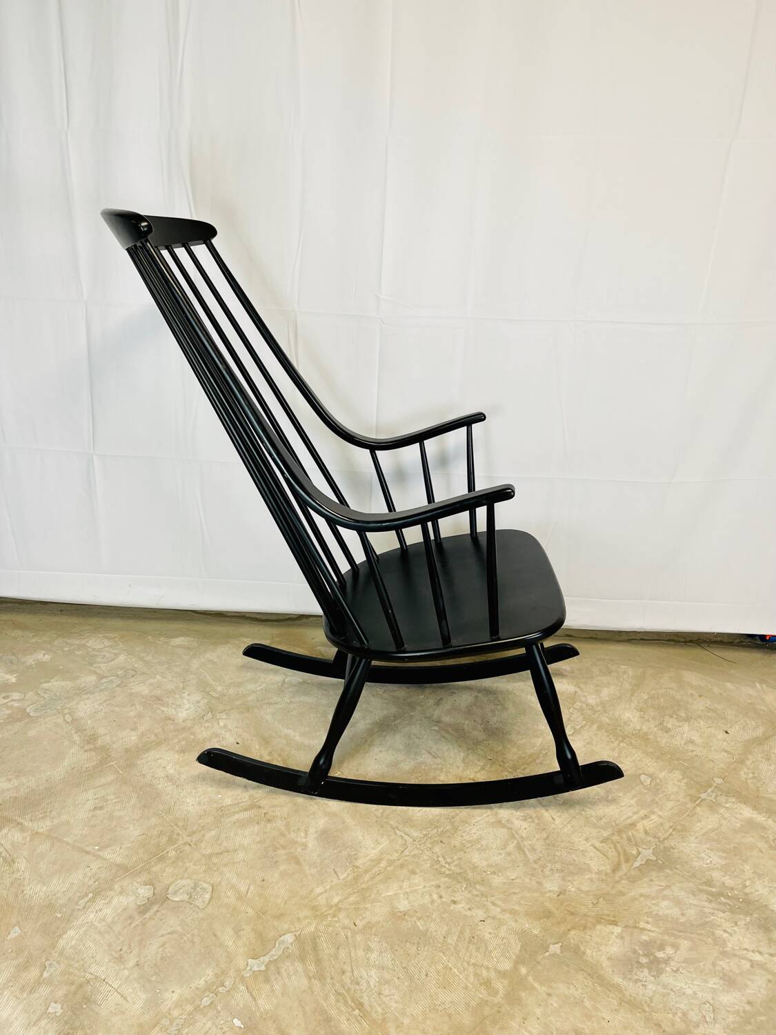 Rocking chair model Grandessa Bohem–Lena Larson for Nesto