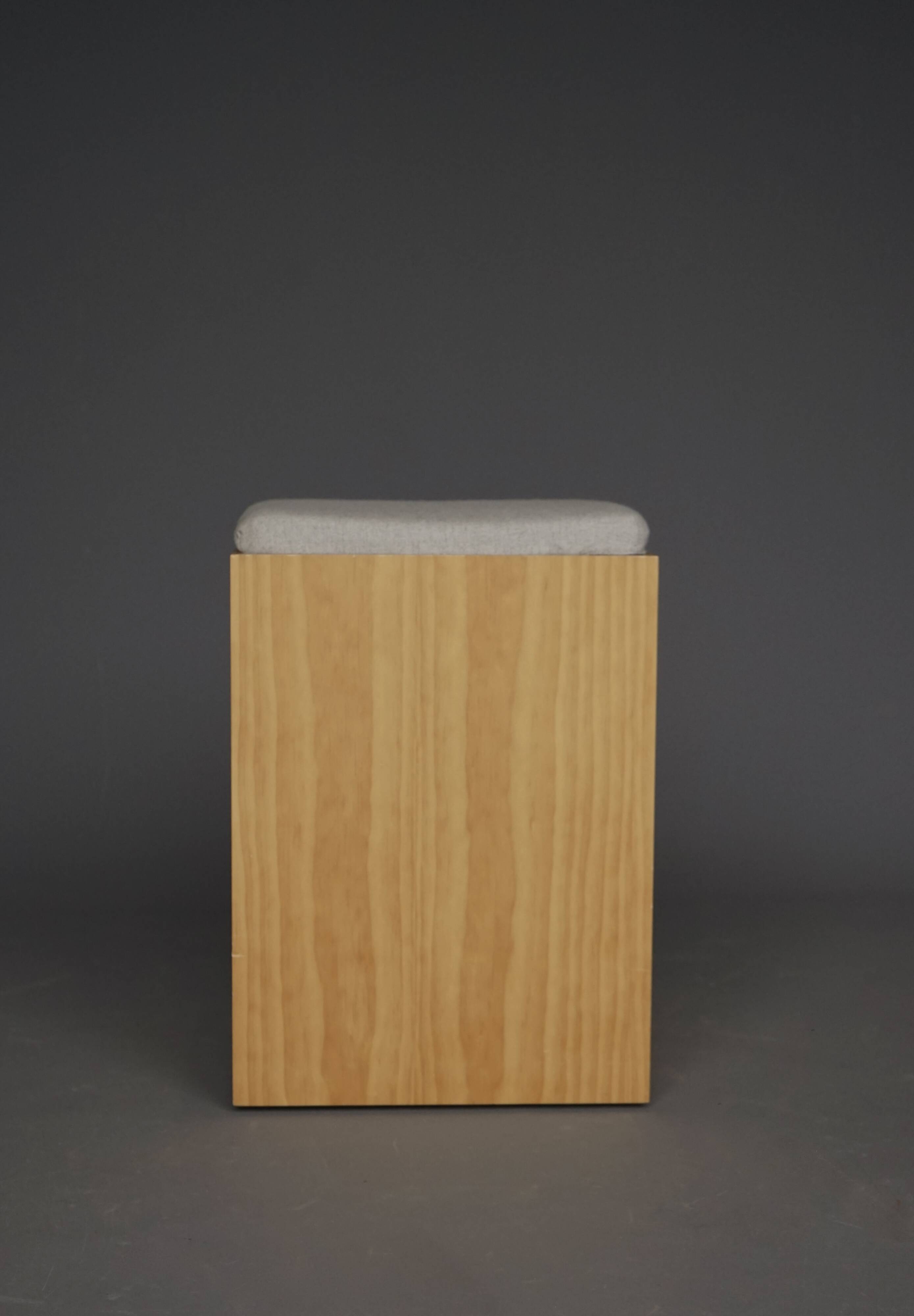 Tabourets en contreplaqué vintage avec coussins gris, années 1990, ensemble de 4