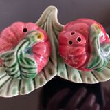 salt and pepper shaker in slurry