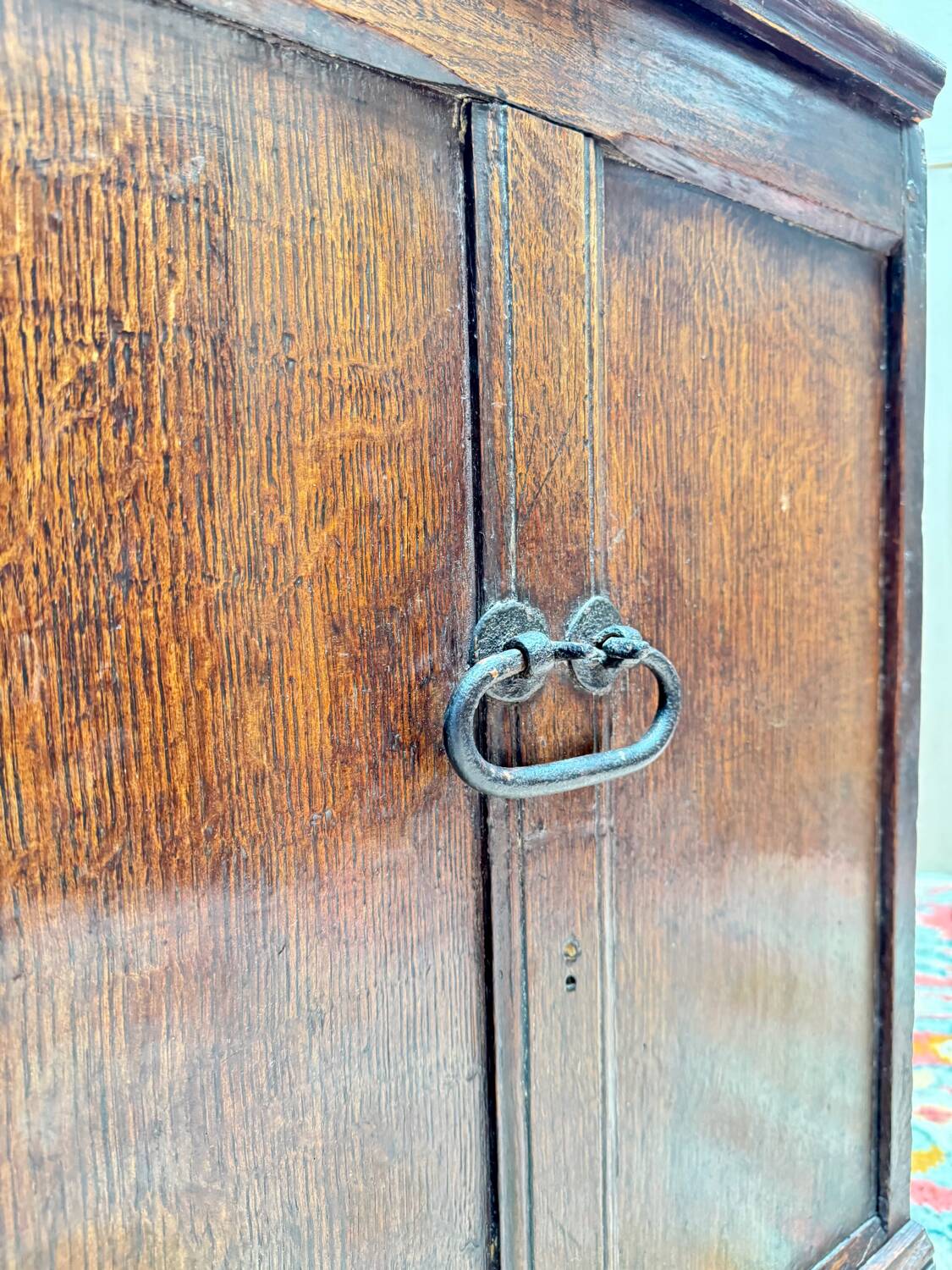18th century Renaissance oak chest