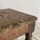 Ancien tabouret bas en bois tourné et gravé