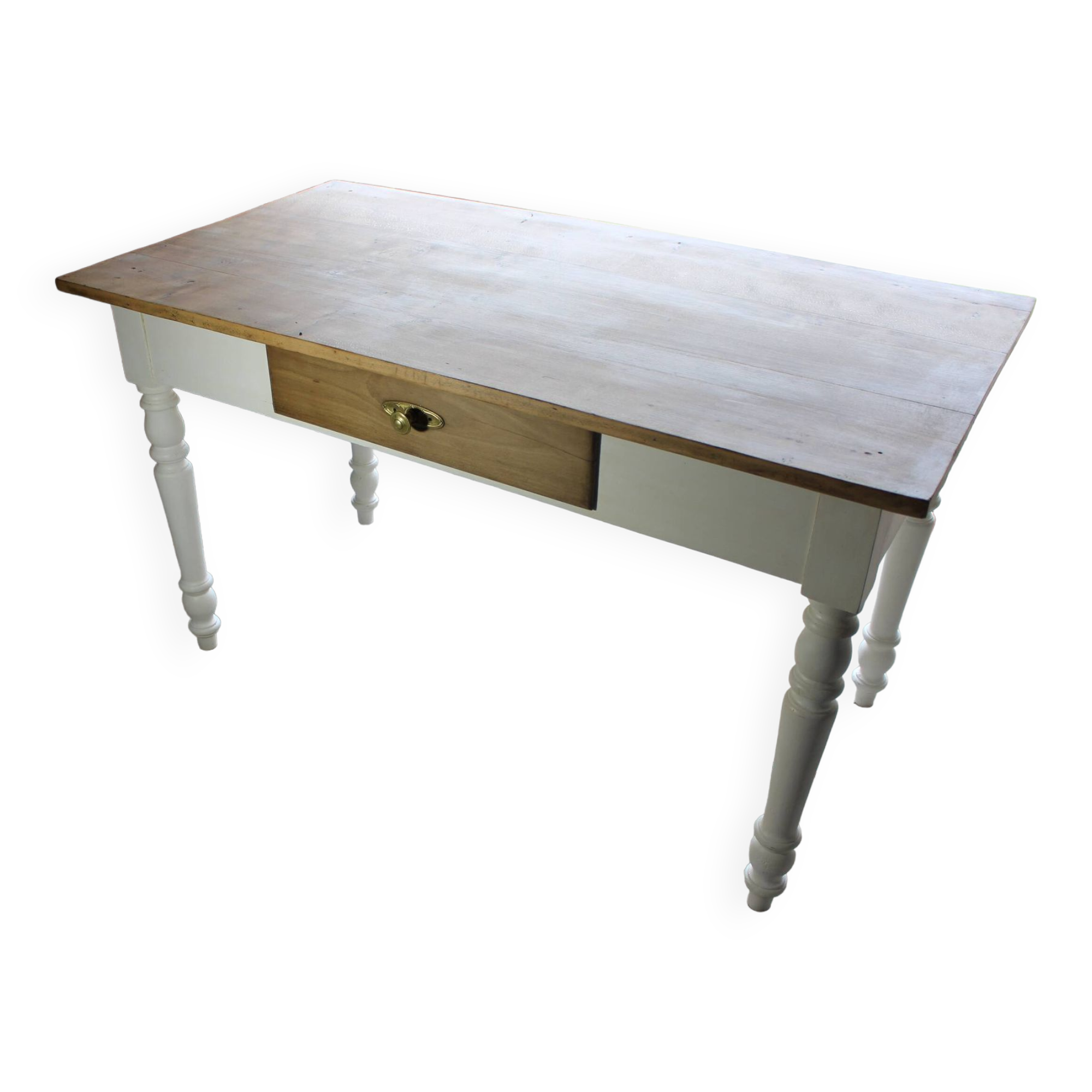 Farm table