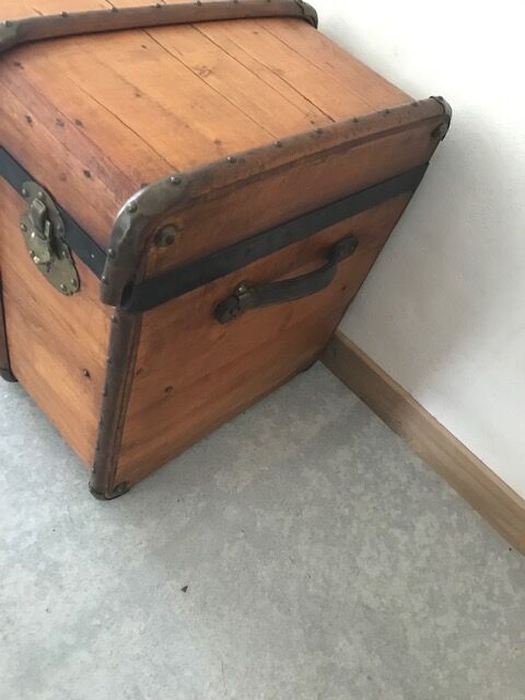 Wooden trunk