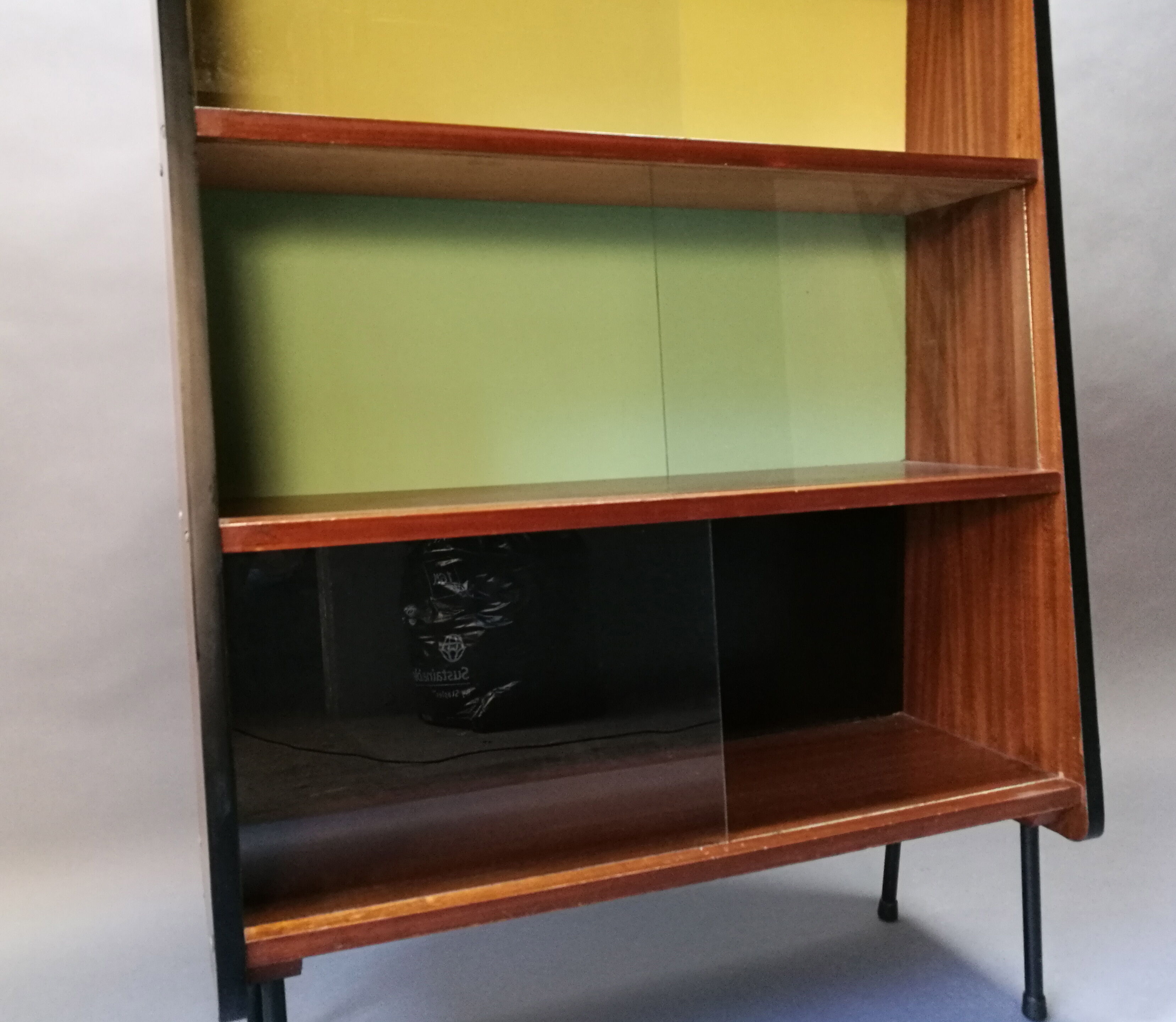 Bibliothèque des années 50