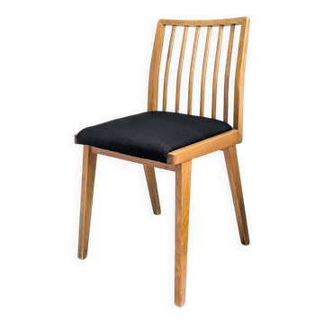 Chaise vintage Mid-Century à barreaux en bois massif avec assise à ressorts