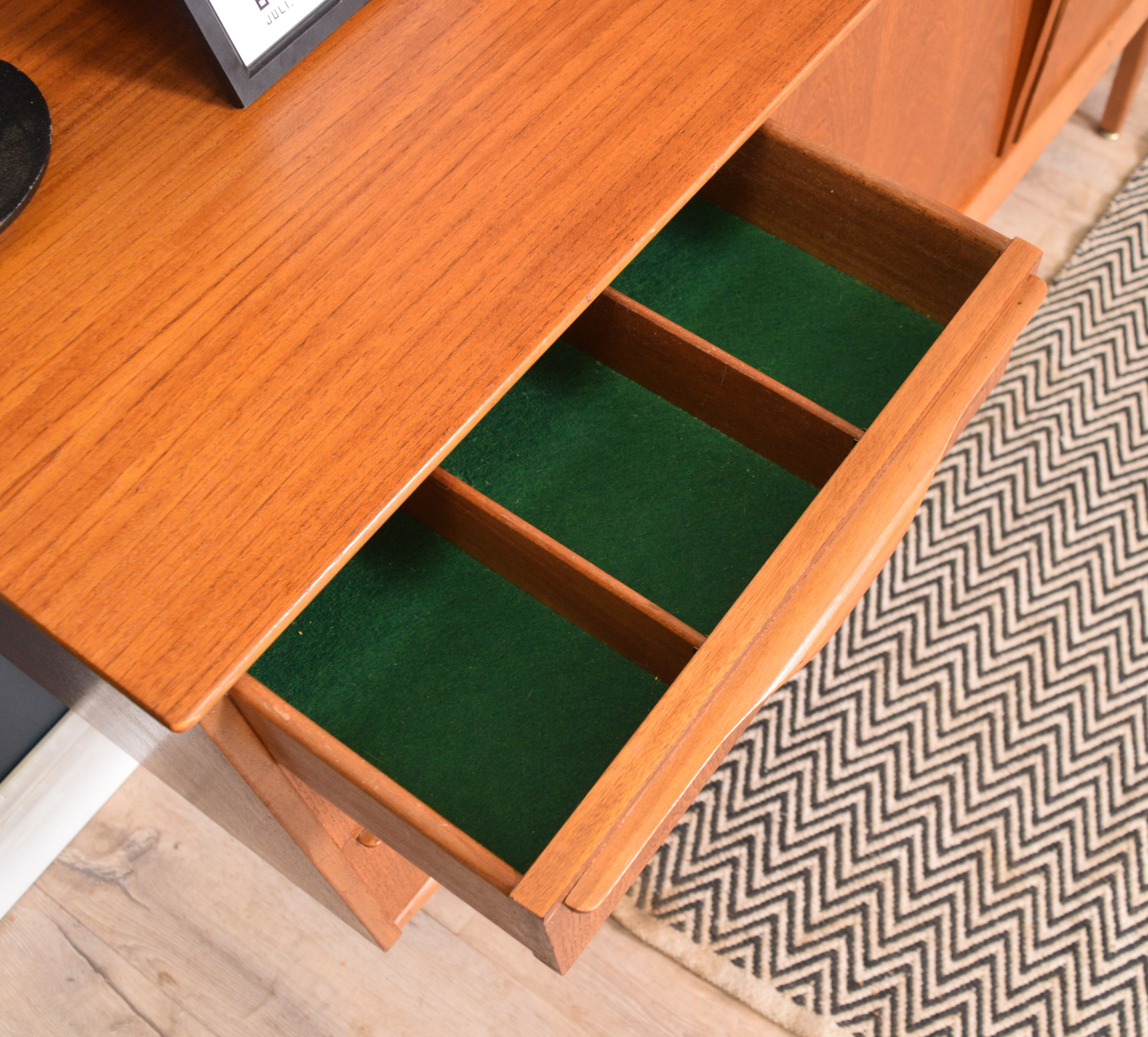 Teak Jentique retro sideboard 1960