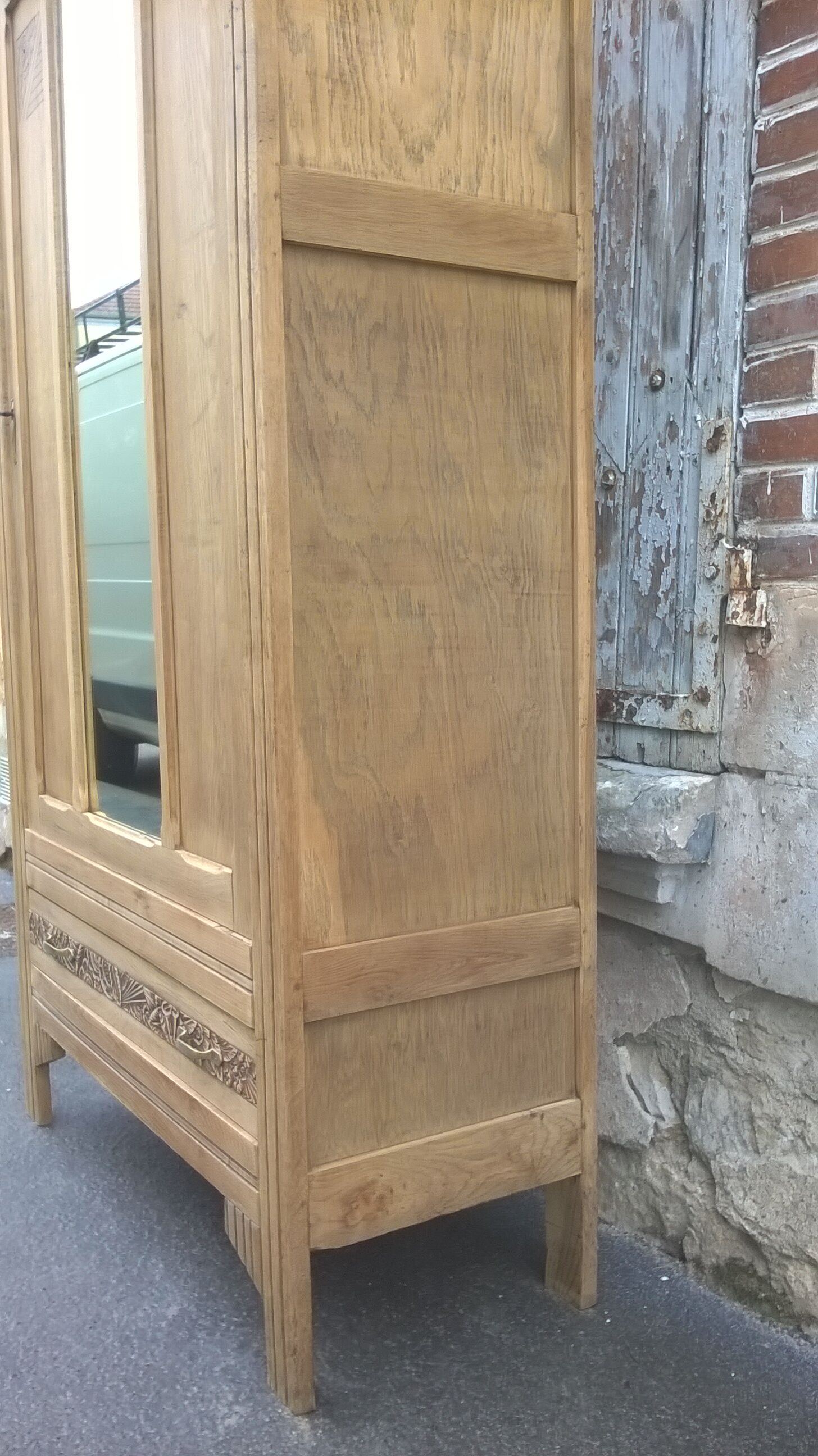 Raw Parisian wardrobe year 30