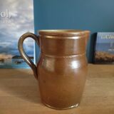 Pitcher carafe stoneware