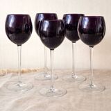 Footed glasses in blown purple bubble glass, Murano style.