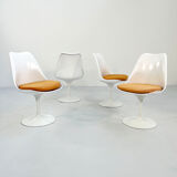 Set of 4 Tulip chairs by Eero Saarinen for Knoll, 1970