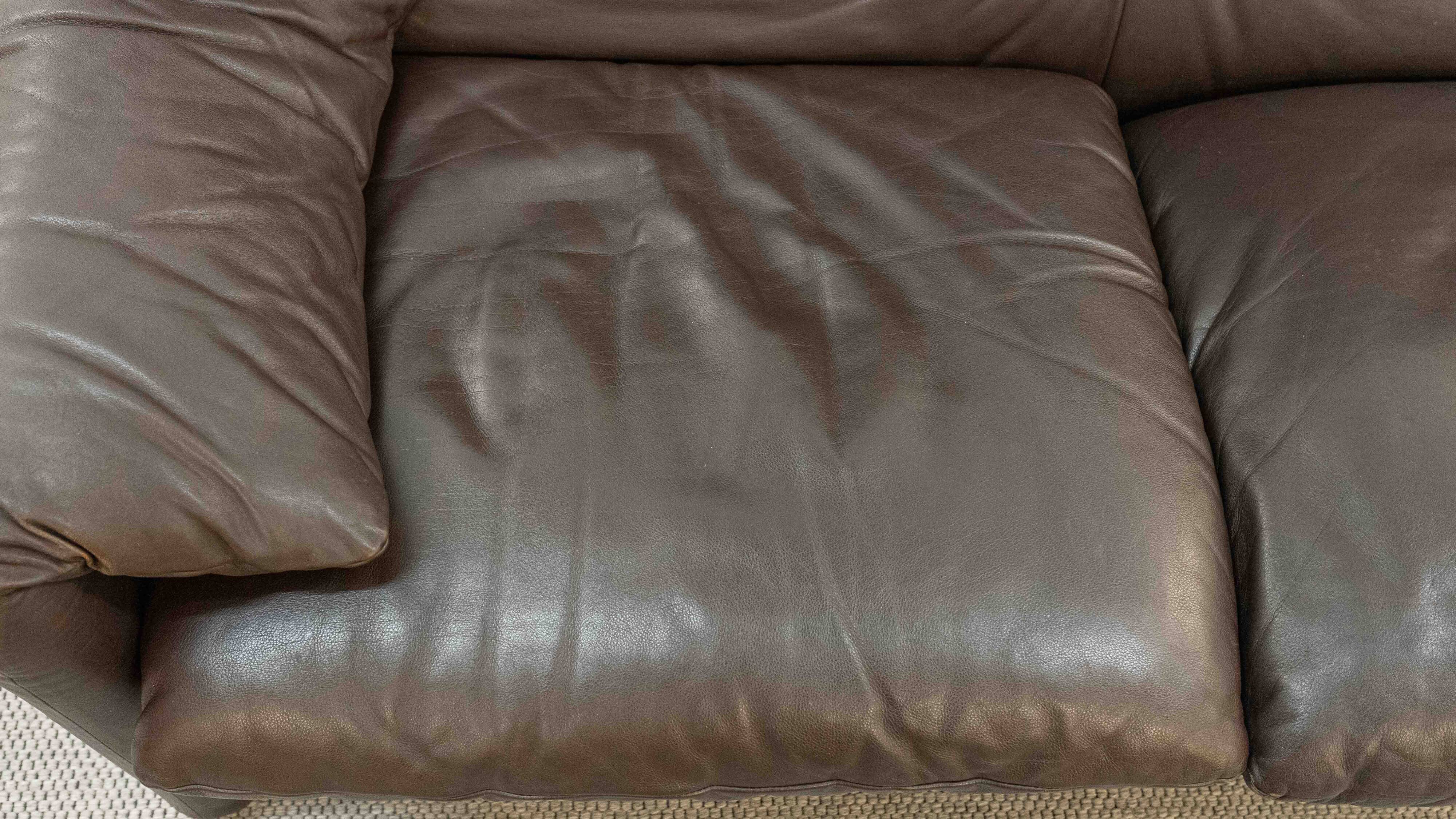 Cassina Maralunga 3seat-Sofa in darkbrown leather by Vico Magistretti