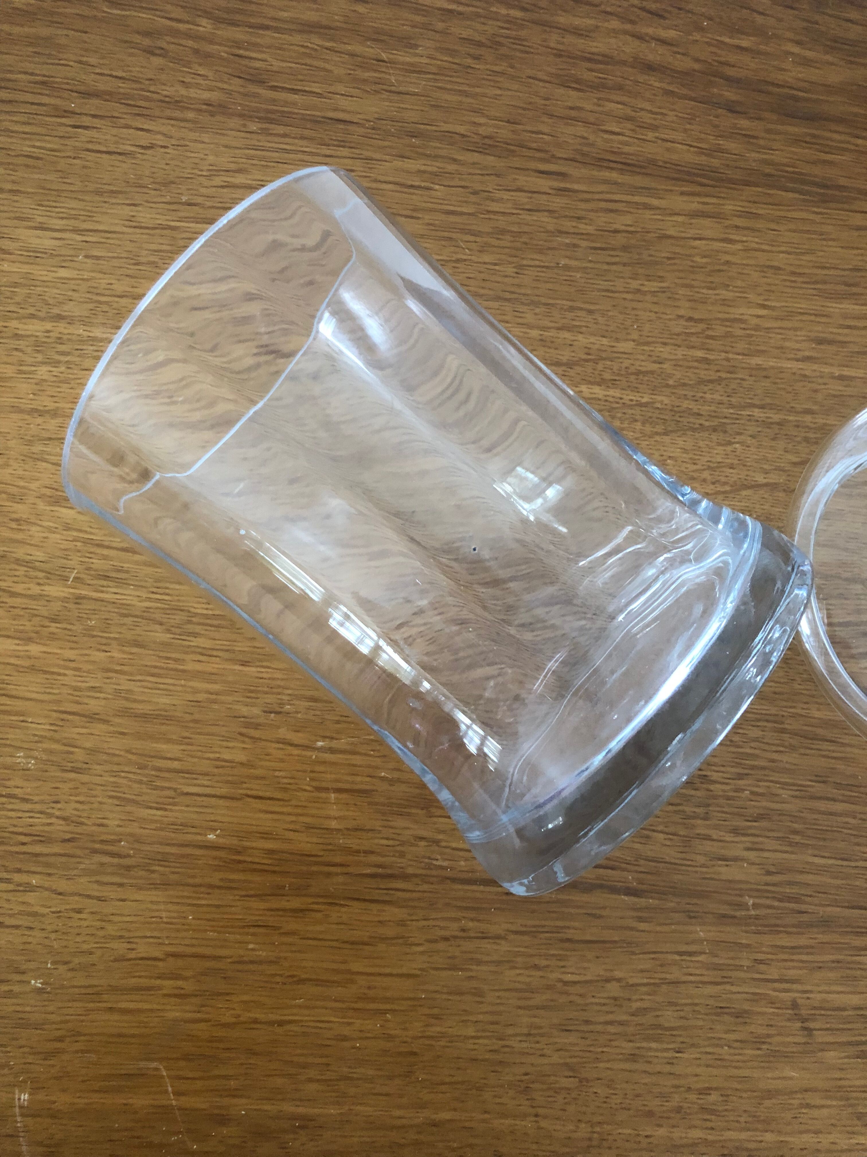 Bonbonnière with its glass lid