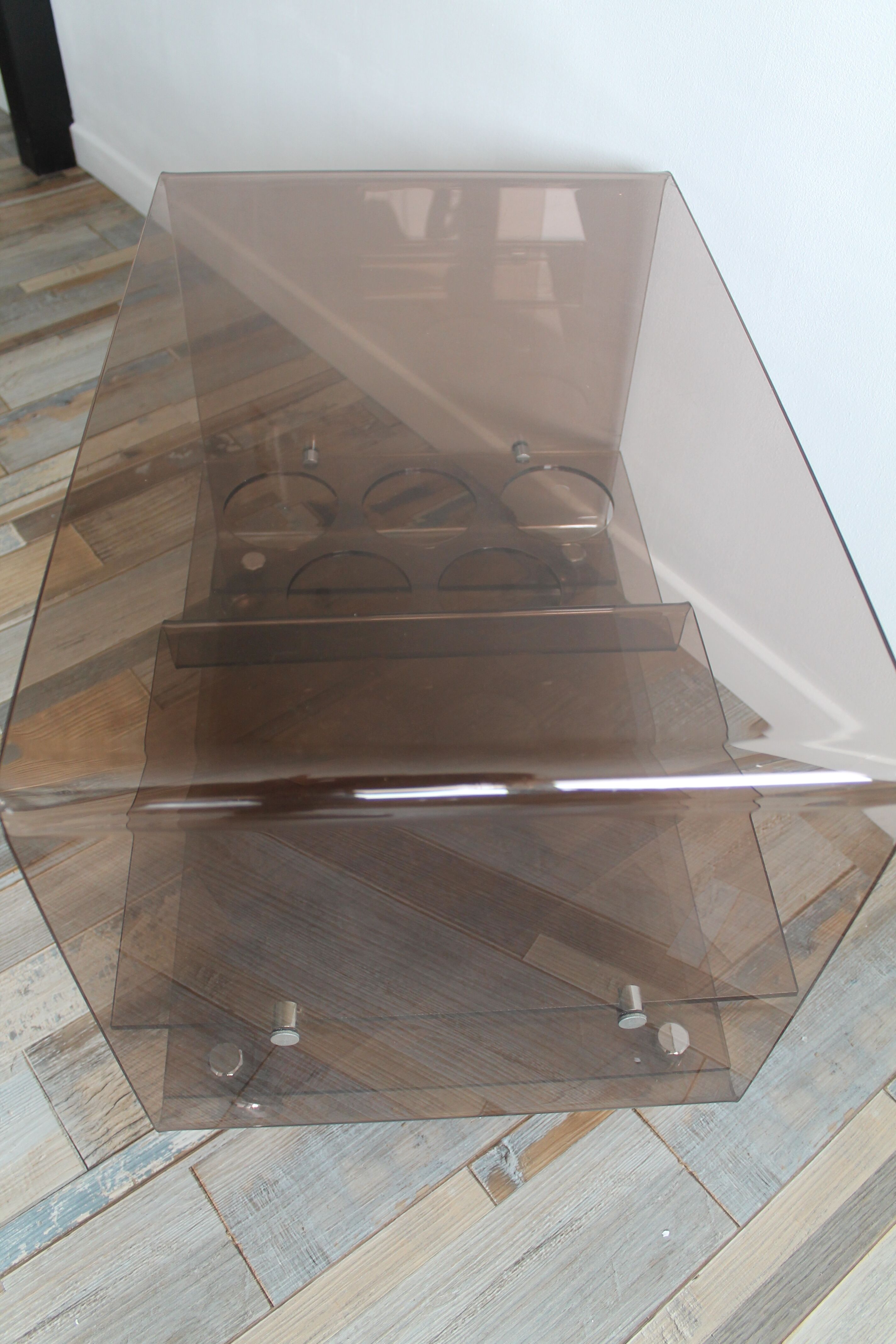 Low table served on wheels by Michel Dumas in vintage 1970 smoky Plexiglas