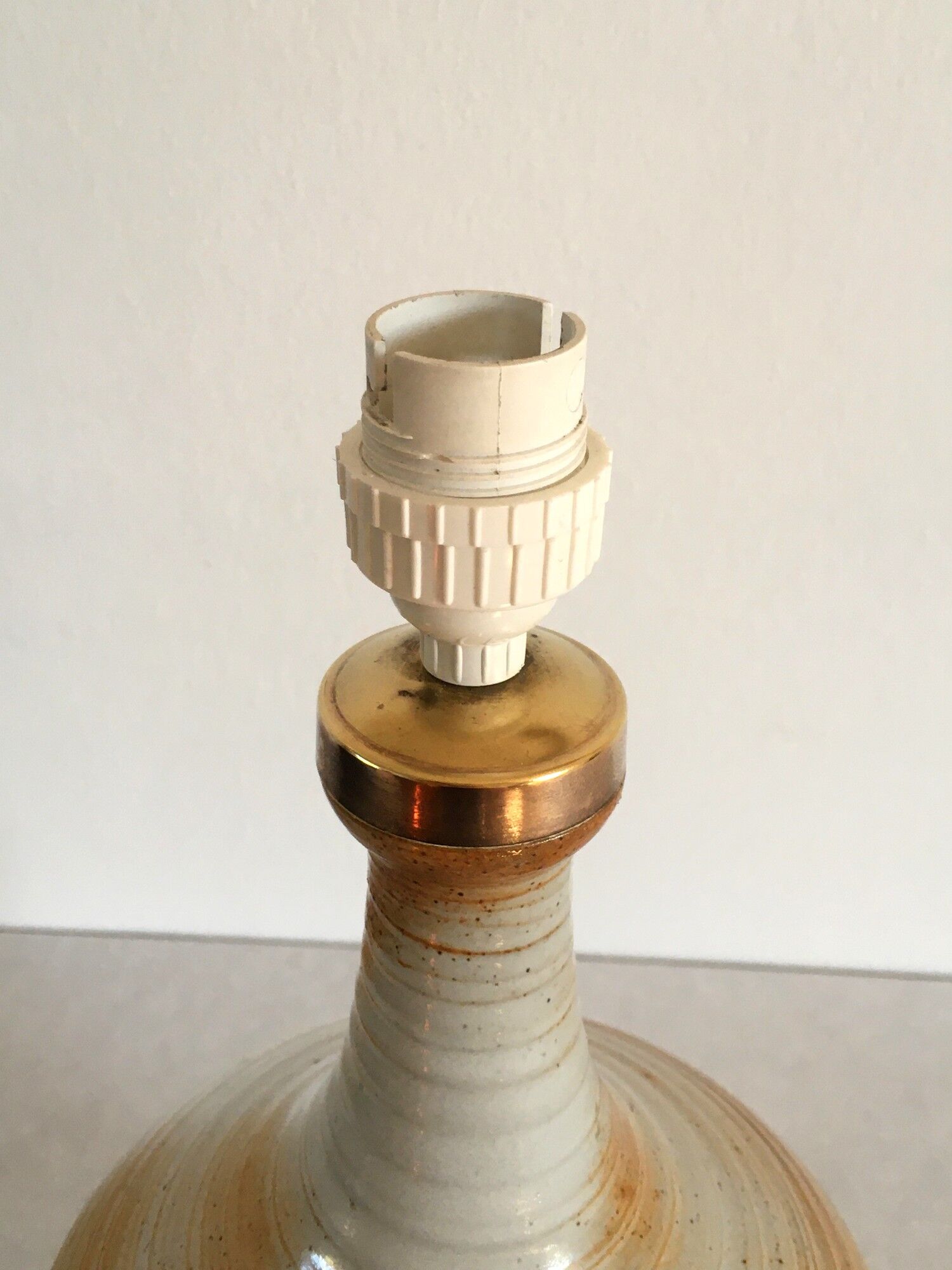 Lampe vintage en grès estampillée Grès du Marais années 70